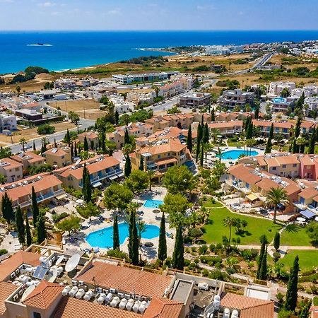 Regina Gardens 205 Block 7 Appartement Paphos Buitenkant foto